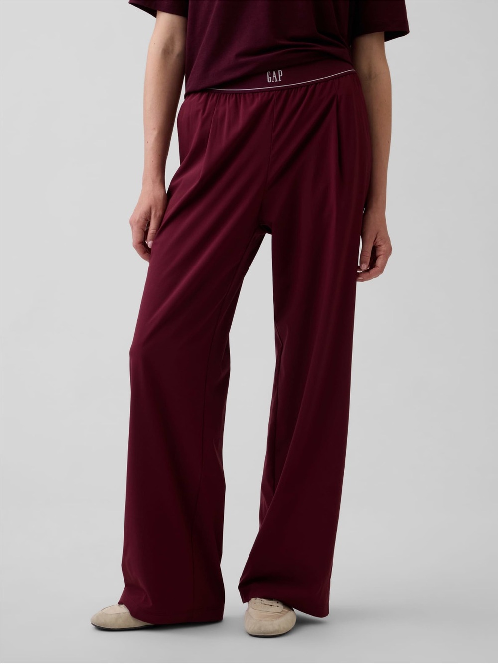 Gap Fit Pleated Easy Logo Pants Tuscan Red - Picture 7 of 9